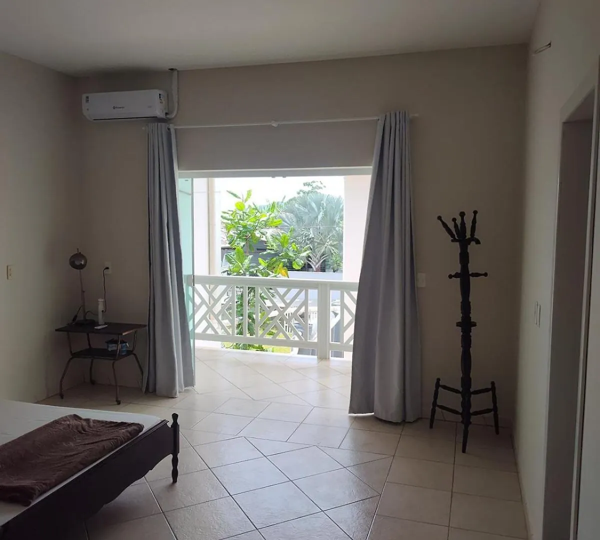 Casa De Ferias Para 9 Pessoas E Beto Carrero Piçarras